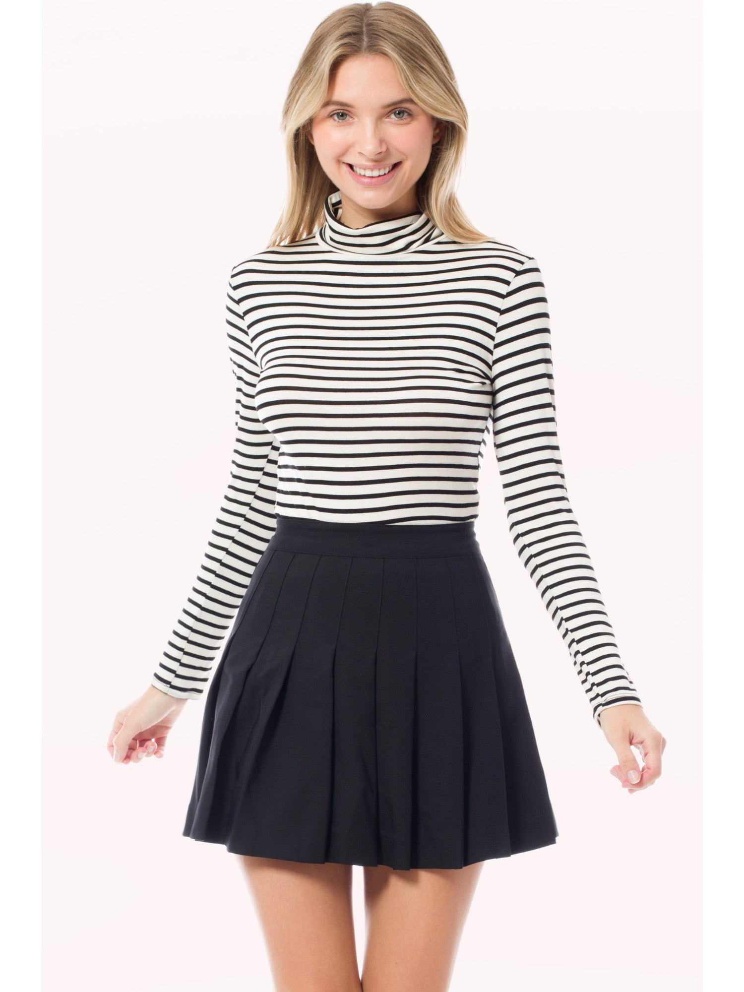 Tight Fit Lightweight Solid/Stripe Long Sleeves Turtle Neck Top